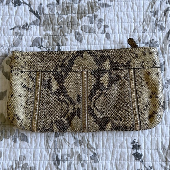 Michael Kors MK Women's Python Snakeskin Clutch Purse - Picture 2 of 8